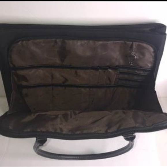 Black Fashion Weekender Bag - Picture 3 of 6